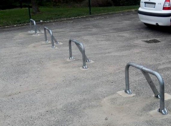 Banc, Corbeille, Barrière