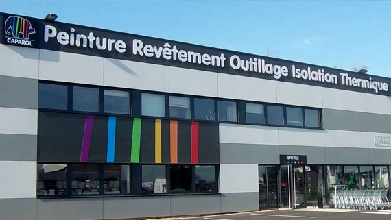 Enseigne lettres découpées
