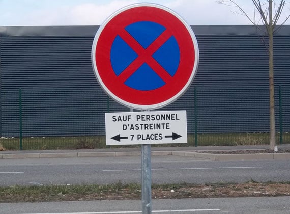 Panneaux routiers