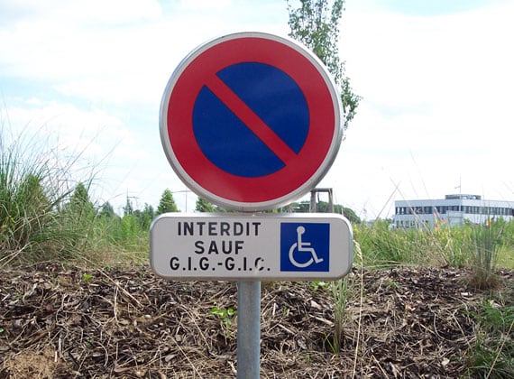 Panneaux routiers