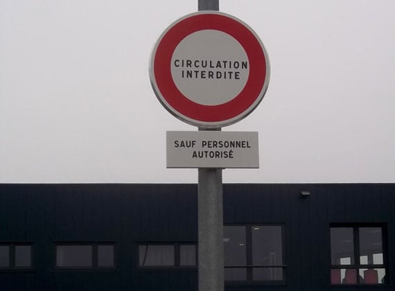 Panneaux routiers