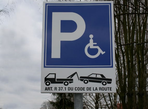 Panneaux routiers